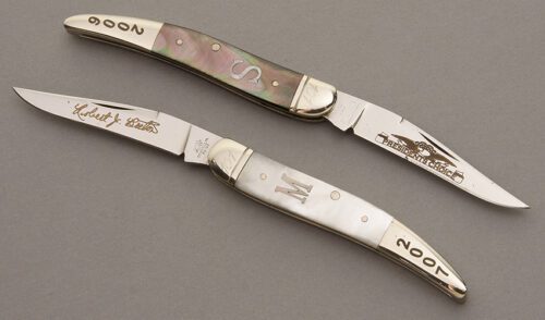 Schatt & Morgan Mini Toothpick Set with Black Pearl & Mother of Pearl handle material - Obverse Side - Item #KLC08171