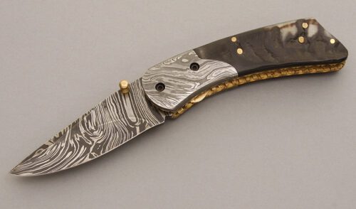 Unknown Maker Linerlock with Rams Horn Scales handle material - Obverse Side - Item #KLC08222