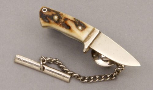 Jerry Bodner Tie Tack Knife with Stag handle material - Obverse Side - Item #KLC08581