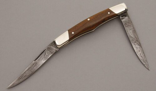 Taylor Muskrat with Walnut Wood Scales handle material - Obverse Side - Item #KLC08683