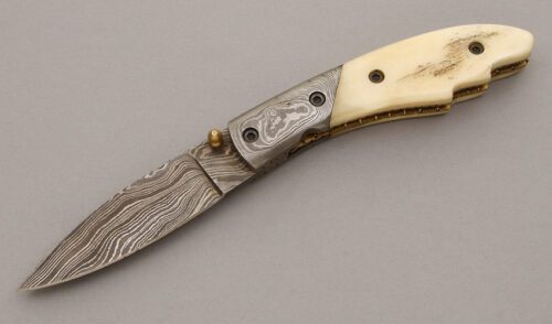 Unknown Maker Linerlock with Smooth Bone Scales handle material - Obverse Side - Item #KLC08777