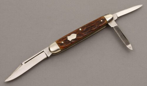 Remington Knives R6723 Whittler with Jigged Bone Handle Scales handle material - Obverse Side - Item #KLC08835