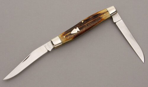 Northwoods Knives Muskrat with Stag Handle Scales handle material - Obverse Side - Item #KLC08905