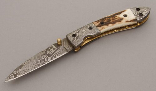 Unknown Maker Linerlock with Stag Handle Scales handle material - Obverse Side - Item #KLC08973