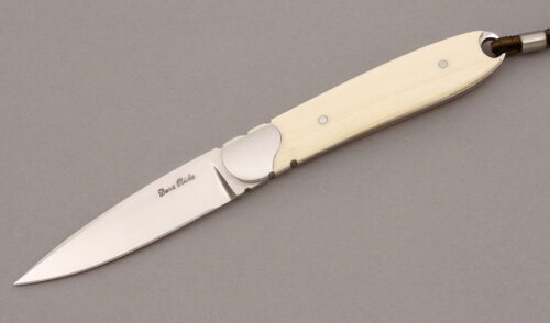 Dave Ricke Small Hunter with Ancient Ivory Handle Scales handle material - Obverse Side - Item #KLC08989