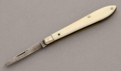 Unknown Maker Quill Pen Knife with Ancient Ivory Handle Scales handle material - Obverse Side - Item #KLC09055