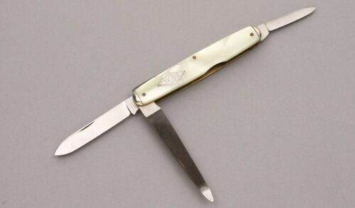 Schrade Cutlery Gents Pocket Knife with Green Pearl Celluloid Scales handle material - Obverse Side - Item #KLC09066