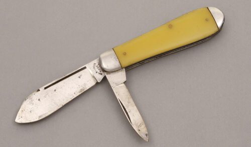 Pal Blade Co. Two Blade Jack with Yellow Celluloid Scales handle material - Obverse Side - Item #KLC09080