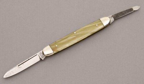 Camillus Cutlery Senator Pen Knife with Green Pearl Celluloid Scales handle material - Obverse Side - Item #KLC09086