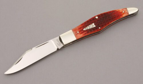 Cattaraugus Cutlery Yukon with Red Jigged Bone Scales handle material - Obverse Side - Item #KLC09158