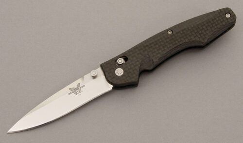 Benchmade Knives 770 Osborne Axis Lock with Carbon Fiber Scales handle material - Obverse Side - Item #KLC09332