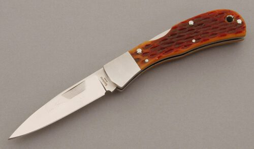 Spyderco Knives C27 Jess Horn Lockback with Jigged Bone Handle Scales handle material - Obverse Side - Item #KLC09335