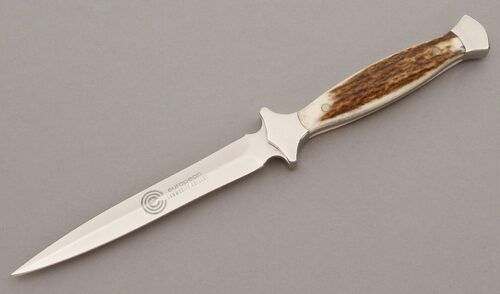 European Community Cut. Dagger with Stag Scales handle material - Obverse Side - Item #KLC09360