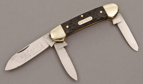 Rodgers Wostenholm 1978 NKCA Club Canoe Knife with Green Jigged Bone Scales handle material - Obverse Side - Item #KLC09536