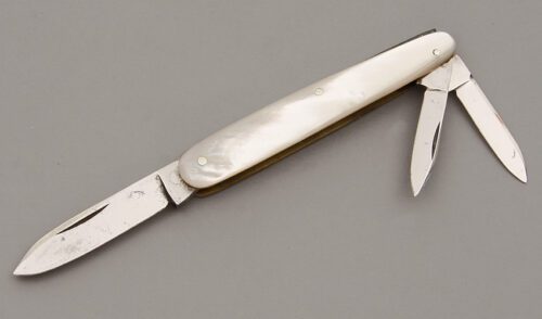 A.J. Jordan Company Whittler with Mother of Pearl Handles handle material - Obverse Side - Item #KLC09819