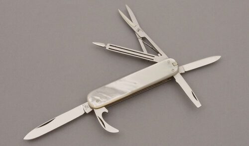 Hen & Rooster Multi-Blade Utility Knife with Mother of Pearl Handle Scales handle material - Obverse Side - Item #KLC09906