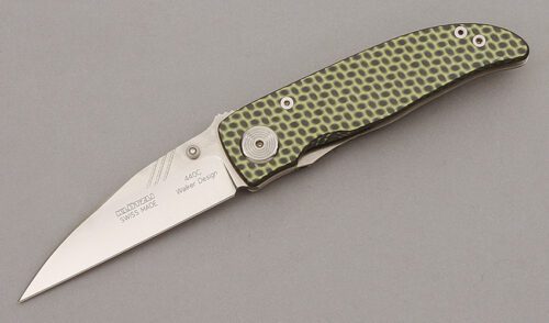 Klotzli Knives Wharncliffe Linerlock Folder with Green Leopard Spot Crbn Fiber handle material - Obverse Side - Item #KLC09945