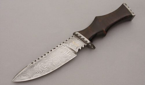Schepers Hunter with Curly Maple Handle handle material - Obverse Side - Item #KLC10102