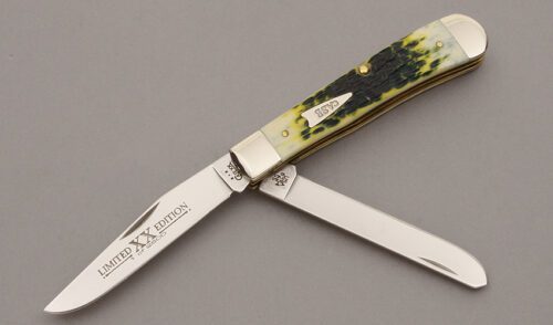 Case Cutlery 6254 Trapper with Apple Green Jigged Bone handle material - Obverse Side - Item #KLC10410
