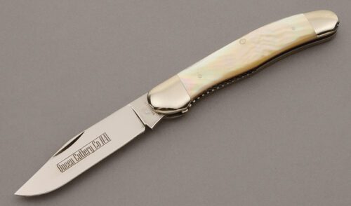 Queen Cutlery Copperhead Linerlock Folder with Gold Lip Pearl Scales handle material - Obverse Side - Item #KLC10428