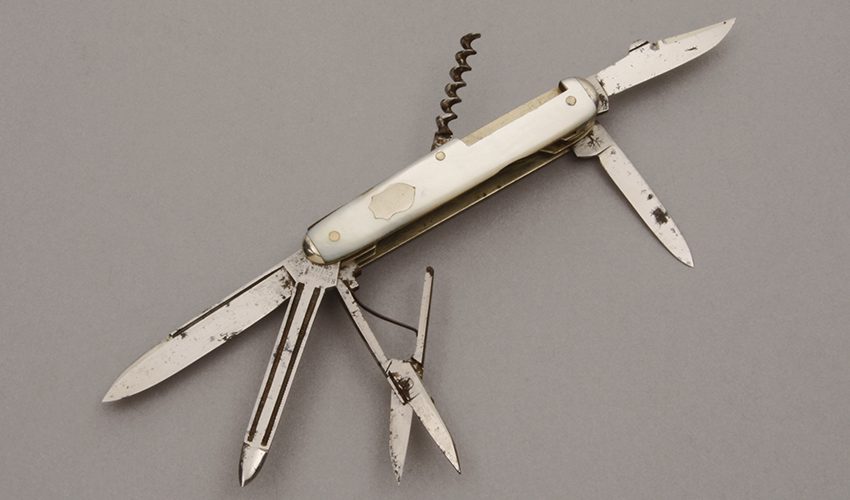 H. Boker & Co. Utility Knife with Mother of Pearl Scales handle material - Obverse Side - Item #KLC10451