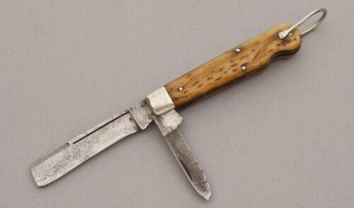 Cattaraugus Cutlery Razor Knife with Jigged Bone Scales handle material - Obverse Side - Item #KLC10459
