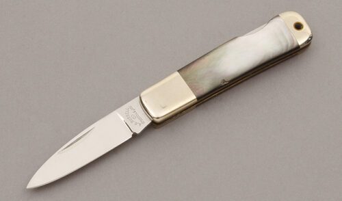 A.G. Russell Gents Lockback Folder with Black Pearl Handle Scales handle material - Obverse Side - Item #KLC10504