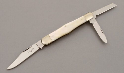 Queen Cutlery Swell Center Whittler with Gold Lip Pearl Scales handle material - Obverse Side - Item #KLC10616