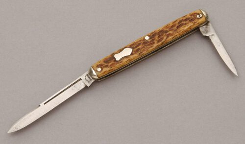 Remington Knives R6844 Two Blade Pen with Jigged Bone Handle Scales handle material - Obverse Side - Item #KLC10676