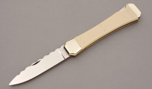Digby's Kelham Island Large Lockback Folder with Ivory Micarta Handle Scales handle material - Obverse Side - Item #KLC10682