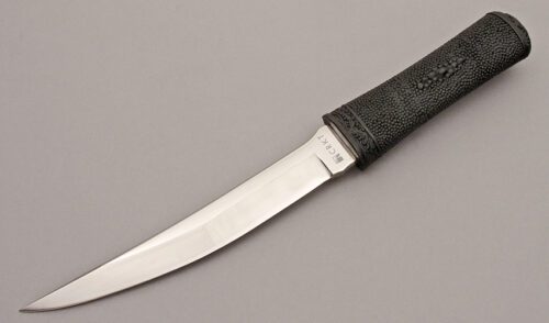 CRKT Knives Model 2907 Hissatsu with Textured Rubber Grip handle material - Obverse Side - Item #KLC10732