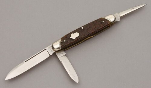 Remington Knives R4423 Cattle Knife with Jigged Bone Scales handle material - Obverse Side - Item #KLC10780