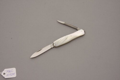 Bruckmann Knives Gents Lobster Folder with Mother of Pearl Scales handle material - Obverse Side - Item #KLC10934