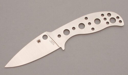 Spyderco Knives MT24P Mule Team Maxamet with Maxamet Steel handle material - Obverse Side - Item #KLC11220