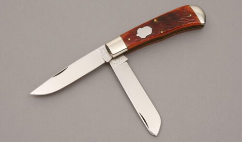 Cattaraugus Cutlery USFH-5 American Trapper with Brown Jigged Bone Scales handle material - Obverse Side - Item #KLC11249