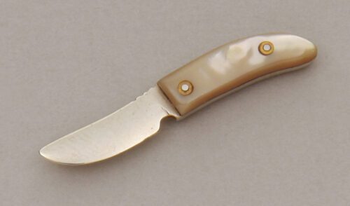 Unknown Maker Miniature Rob Liggett Hunter with Abalone Handle Scales handle material - Obverse Side - Item #KLC11301