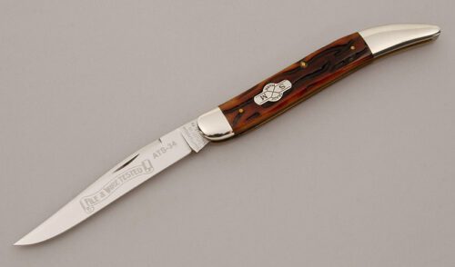 Schatt & Morgan 041120 Large Toothpick with Worm Grooved Jigged Bone handle material - Obverse Side - Item #KLC11403