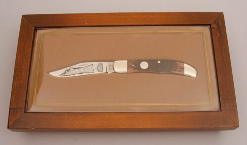 Schrade Cutlery Statue of Liberty Folder with Brown Jigged Bone Scales handle material - Obverse Side - Item #KLC11624