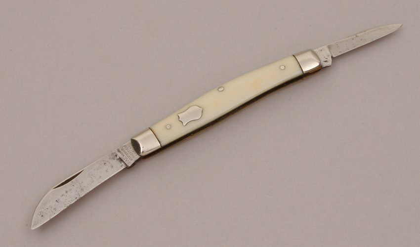 George Wostenholm Cutlery Two Blade Pen with French Ivory Celluloid Scales handle material - Obverse Side - Item #KLC11646