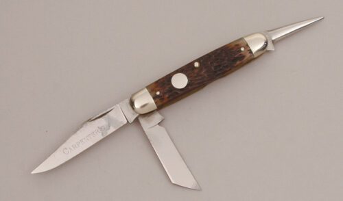 Cattaraugus Cutlery Co. 3220900 Carpenter's Knife with Brown Jigged Bone Scales handle material - Obverse Side - Item #KLC11722