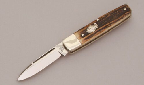 Hen & Rooster CM-6 Straight Arrow Coffin Jac with Stag Handle Scales handle material - Obverse Side - Item #KLC11779