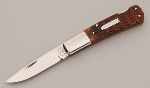Cattaraugus Cutlery KCC CM-10 Barlow Lockback with Brown Jigged Bone Scales handle material - Obverse Side - Item #KLC11853