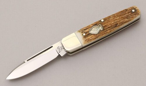 Hen & Rooster CM-6 Straight Arrow Coffin Jac with Stag Handle Scales handle material - Obverse Side - Item #KLC11889