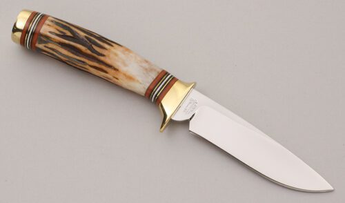 R.W. Wilson Small Hunter with Jigged Bone Handle handle material - Obverse Side - Item #KLC11897