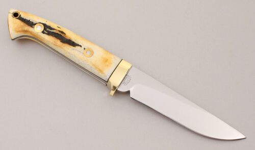 R.W. Wilson Hunter with Jigged Bone Scales handle material - Obverse Side - Item #KLC11902