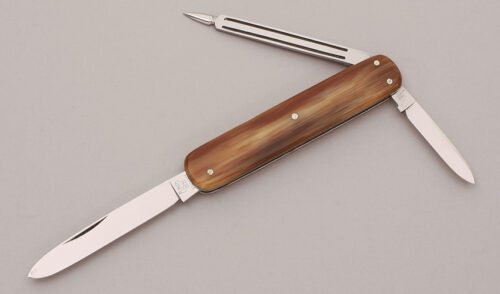 Hen & Rooster Lobster Folder with Cattle Horn Celluloid Scales handle material - Obverse Side - Item #KLC12140