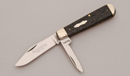 Remington Knives R2213 Regular Jack with Black Jigged Celuloid Scales handle material - Obverse Side - Item #KLC12342