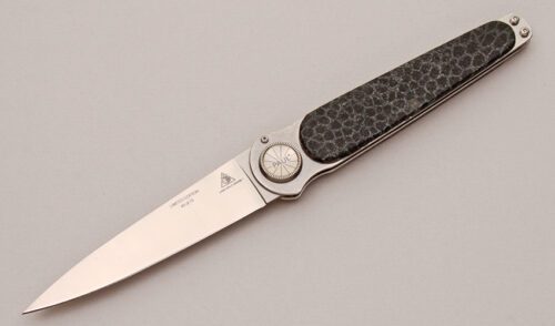 Lone Wolf Knives Defender Axial Lock with Brain Coral Scales handle material - Obverse Side - Item #KLC12467