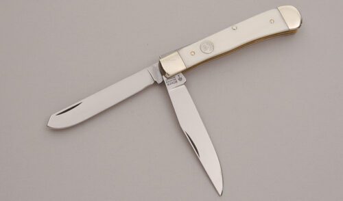 Boker Knives 2525IP Trapper with Imitation Pearl Scales handle material - Obverse Side - Item #KLC12598