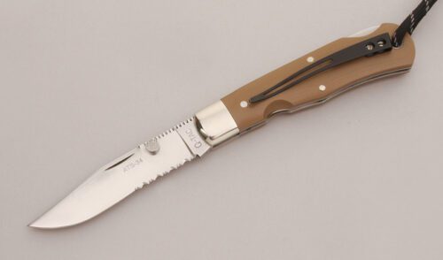 Queen Cutlery Q-TAC Mountain Man Lockback with Coyote Brown G-10 Scales handle material - Obverse Side - Item #KLC12756